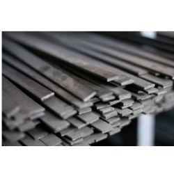 ACINDAR PLANCHUELA LISA 1 1/4" x 1/8" (31.8mm. x 4.8mm.) x 6 metros.