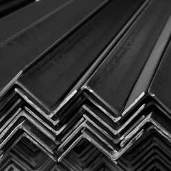 HIERRO ANGULO  1 1/2" x 1/4" (38.1mm. x 6.4mm.) 6 x metros. ACINDAR