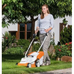 "STIHL" Cortacesped RMA 235 SIN bateria y cargador